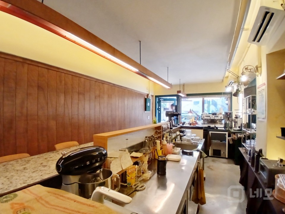 GATE 망원동 한강공원 초입에 위치한 코너노출 1층 상가 매물의 6번째 사진