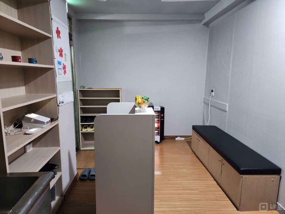 거주민 유동인구가 많은 중곡동 점포 매물의 3번째 사진
