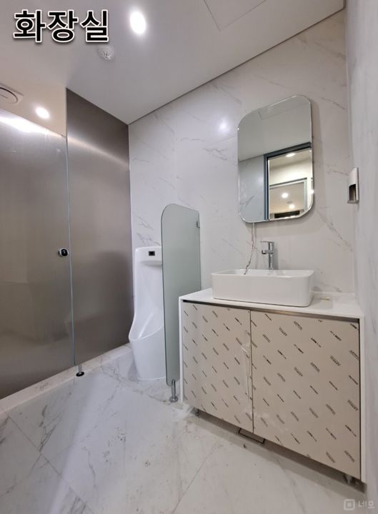 역삼동, 접근성 좋은 4개층 257평 신축 건물 통임대 매물의 5번째 사진