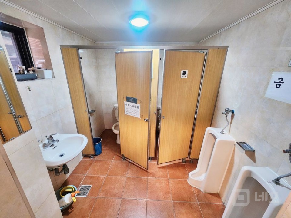 🎃논현역 시설 깔끔한 파티룸🎃 매물의 11번째 사진