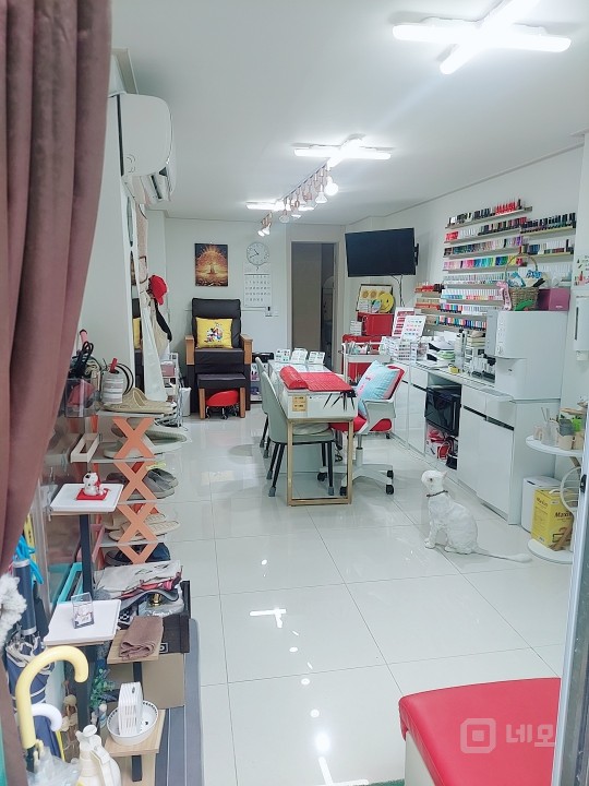 일단 한번 와보세용^^ 매물의 1번째 사진