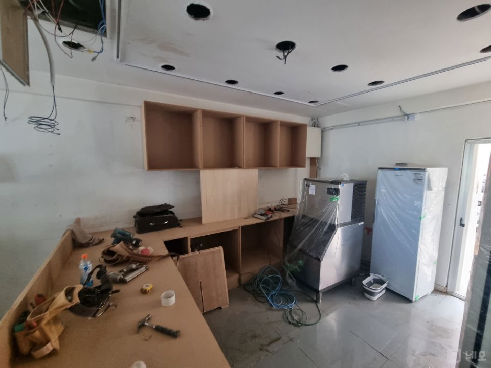 송파구 문정동 접근성좋은 1층 상가 임대 매물의 2번째 사진