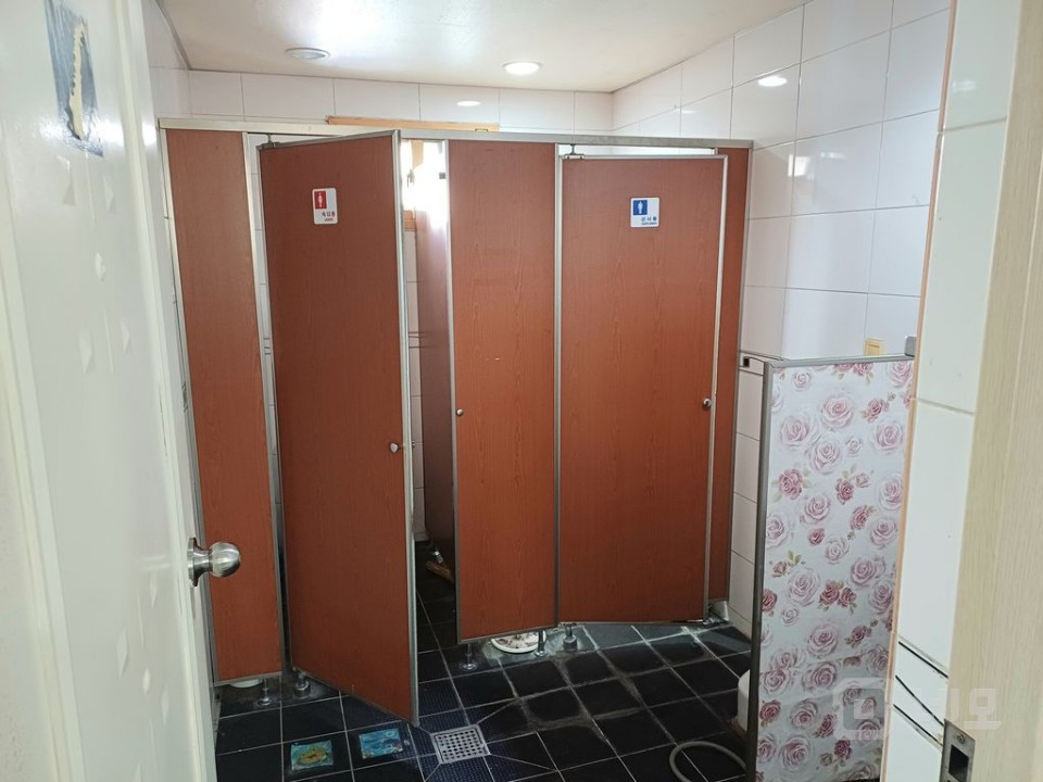 먹골역 초역세권 2층 사무실,남향,내부화장실,주차 1대 매물의 5번째 사진