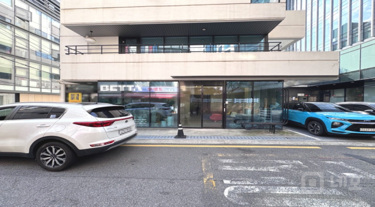 삼성중앙역 인근 무권리 컨디션 좋은 신축급 1층 상가 매물! 매물의 8번째 사진