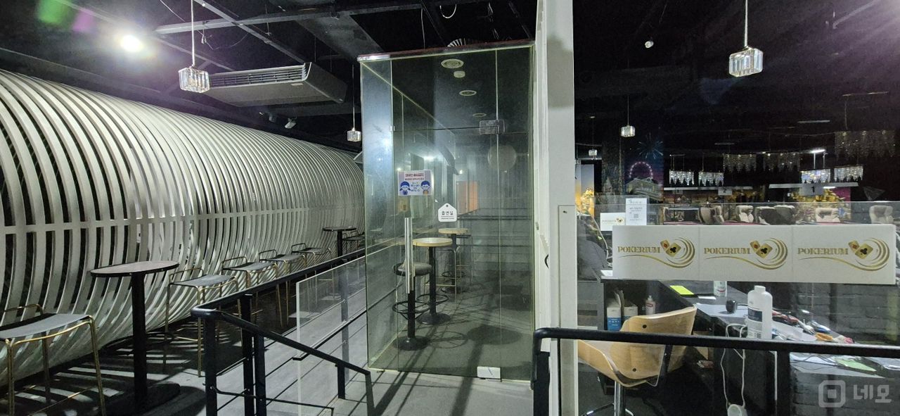 용산구 한남동 접근성 좋은 지하 대형 상가 임대 매물의 4번째 사진