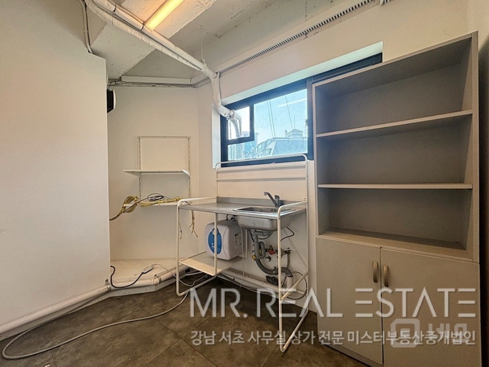 청담역1분 초역세권.빠른계약예상.S급컨디션.주차무료1대 매물의 5번째 사진