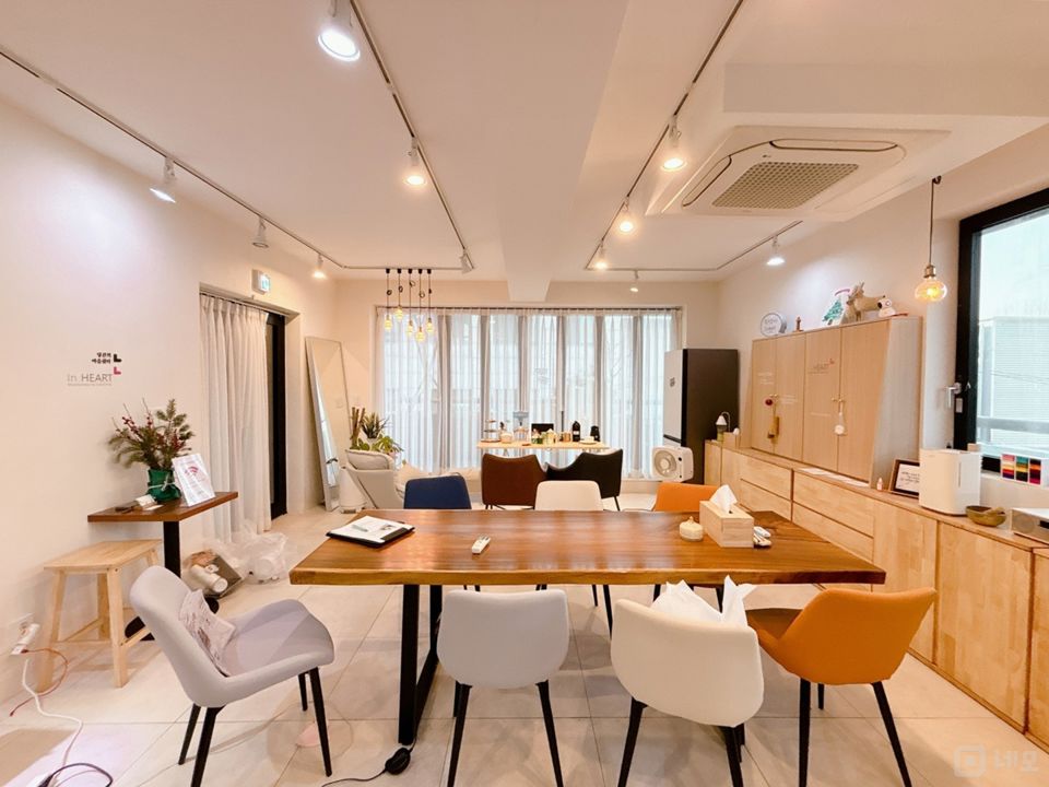 양재시민의숲역1분 초역세권 무권리 S급인테리어 가성비 매물의 2번째 사진