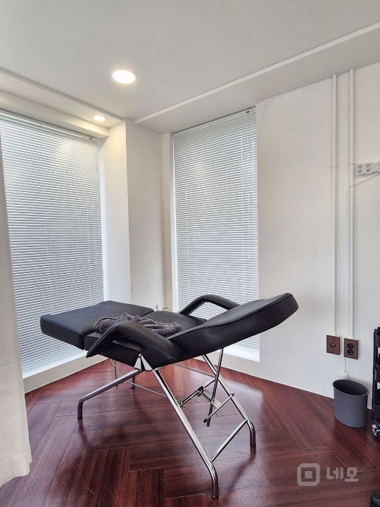 리모델링 럭셔리 건물 외관 통창 세련된 공간 임대 매물의 6번째 사진