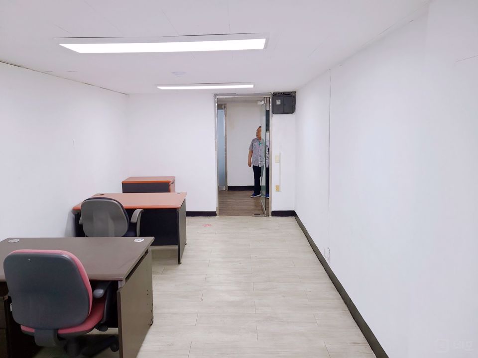 영등포동 위치조건 뛰어난 공실 매물의 4번째 사진