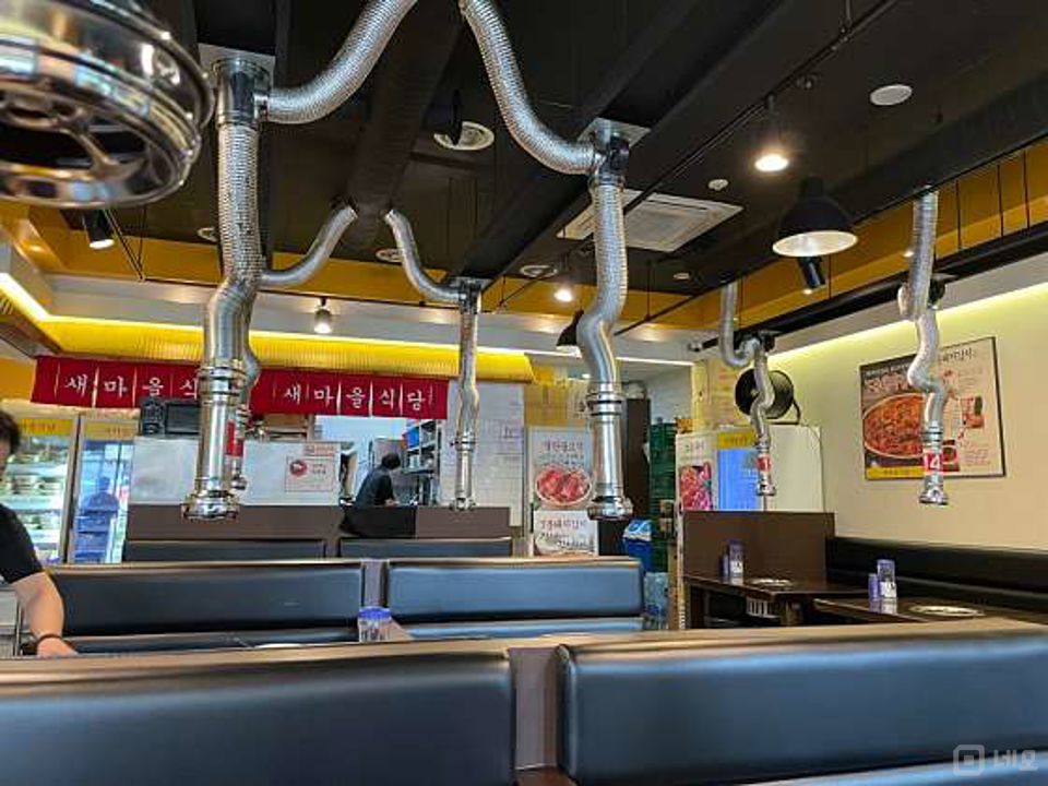 마곡동 대로변에 위치한 음식점 매물의 3번째 사진