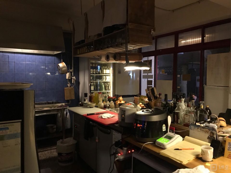 요즘 떠오르는 성산동 골목 위치, 입소문 듣고 찾아오는 요리주점 매물의 3번째 사진