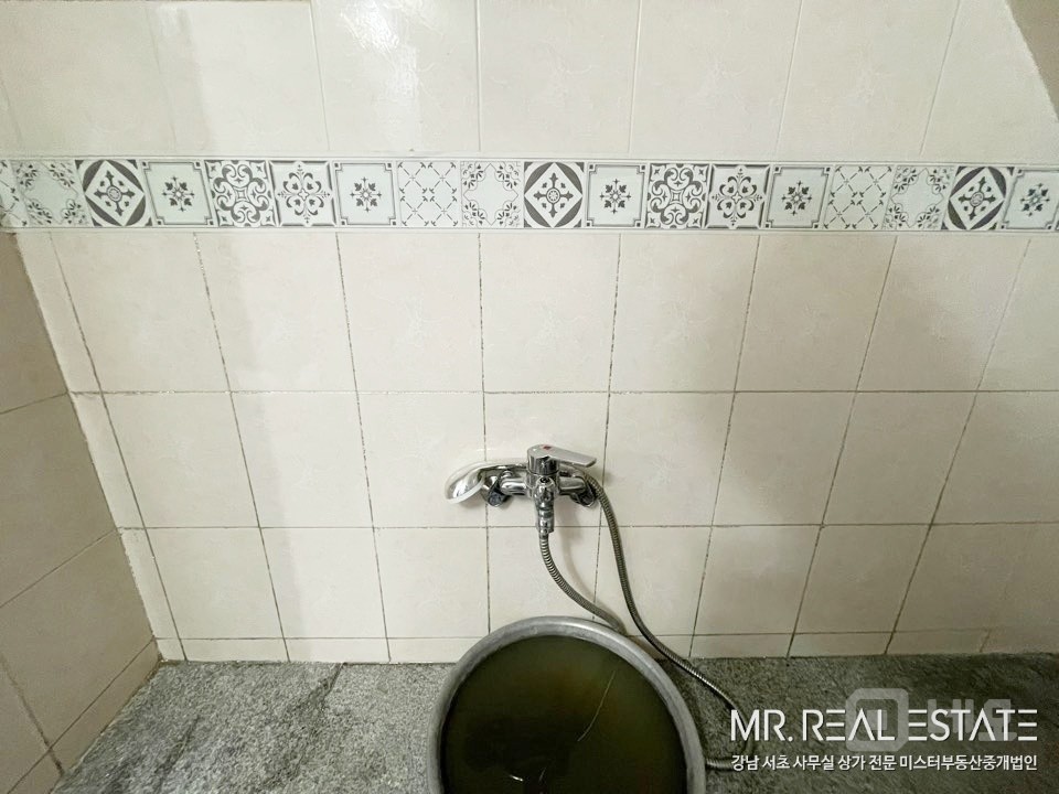 사진有.역삼초 인근 화이트톤 깔끔한 가성비사무실 매물의 7번째 사진