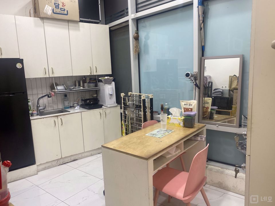 일산동구 장항동 위치좋은 2층 상가임대 매물의 3번째 사진