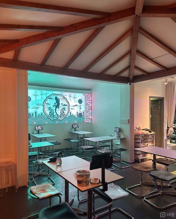 번화가 상권, 압구정로데오거리 2층 칵테일바 매물의 1번째 사진