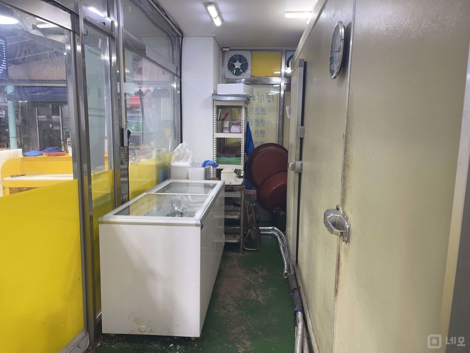 신림동 시장 초입, 입지조건 최상 수산물 판매점 매물의 2번째 사진