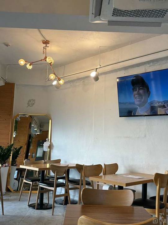 신정동 시설양도 가능한 음식점 매물의 6번째 사진