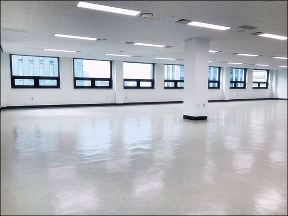 ●학동역 도보 5분 이내 위치! 대로변 위치로 접근성 매우 우수합니다! 매물의 4번째 사진
