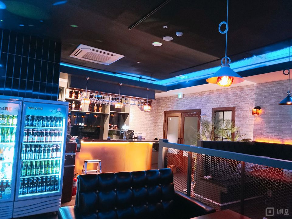 대림동 초역세권, 대로변 코너의 10층 바 매물의 4번째 사진