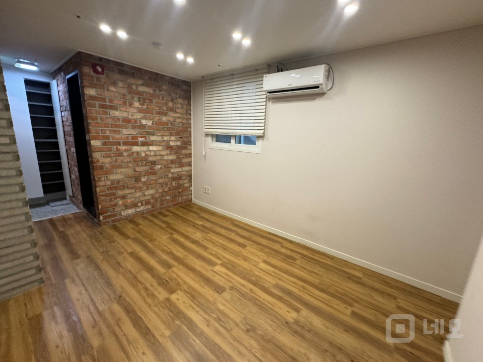 상봉역 도보3분 신축급 저렴한 소형사무실 매물의 5번째 사진