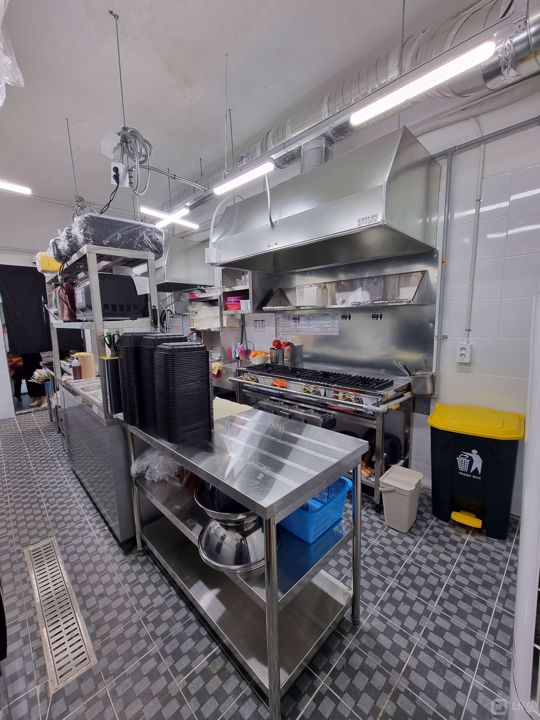 서초역 역세권, 주방 시설 완비된 떡볶이 전문점 매물의 4번째 사진