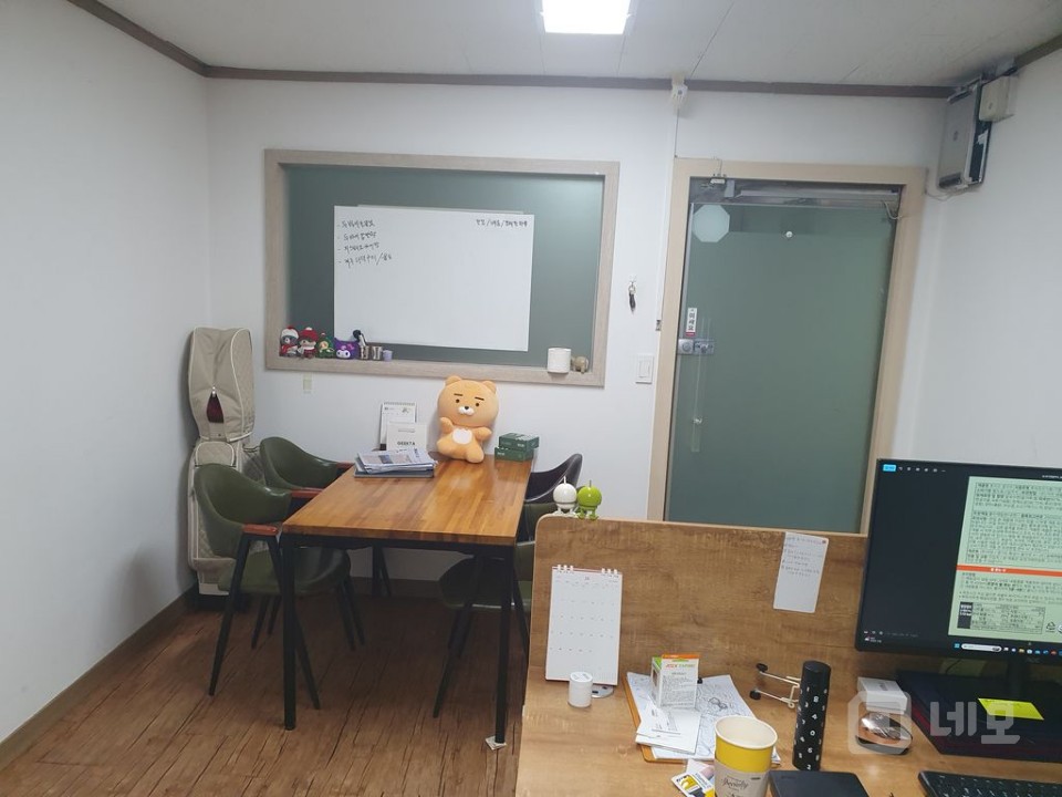 재일저렴한 사무실  수도 있음 매물의 3번째 사진