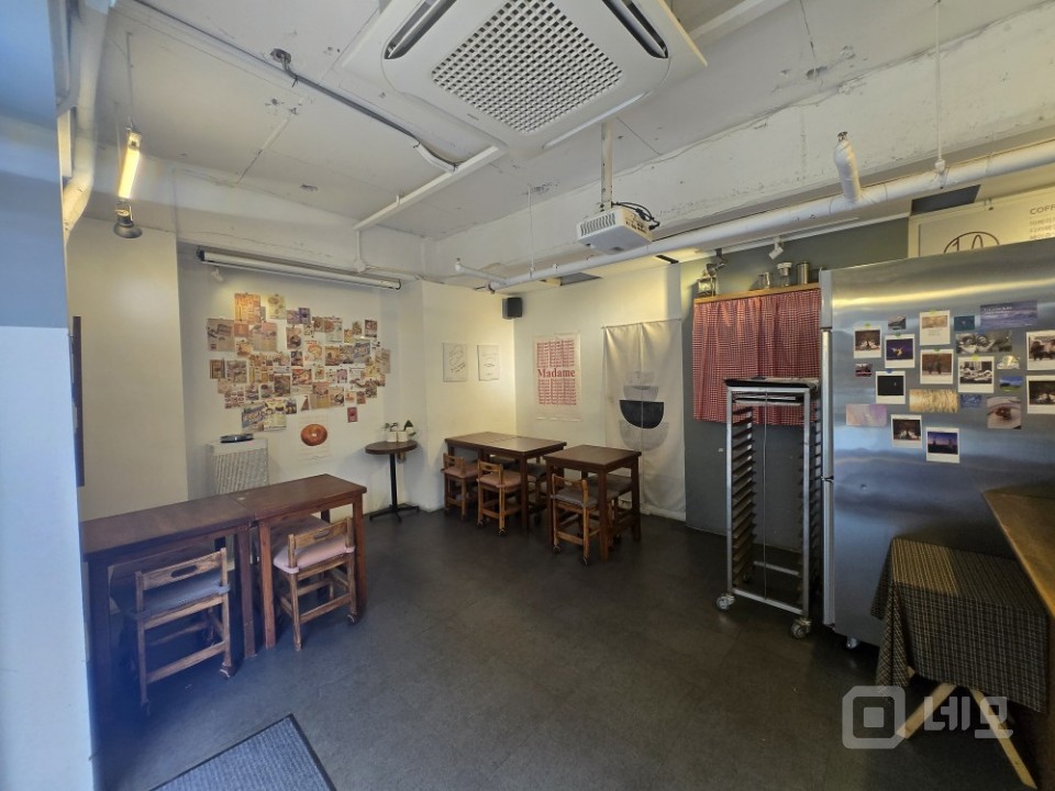 합정역 대로변 /상업지,오피스,홍대 상권 으로 유동인구 많음 매물의 3번째 사진