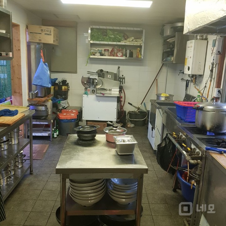 30평대 넓은 매장에 입지 조건 좋은 알짜 상가 매물의 6번째 사진