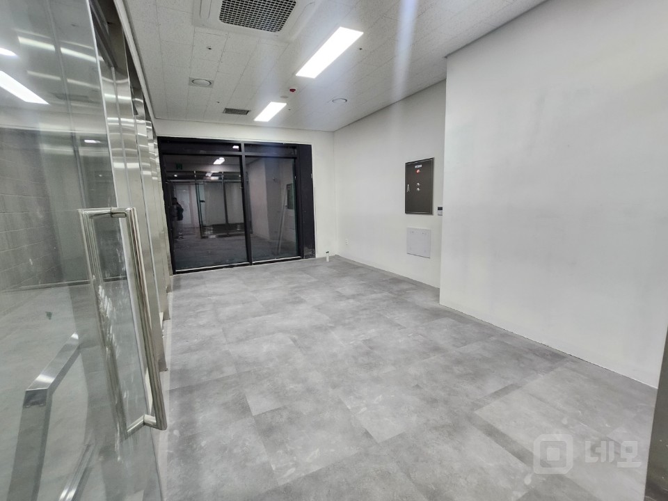 상봉역 초역세권 반도유보라 지하 저렴한 상가 매물의 6번째 사진