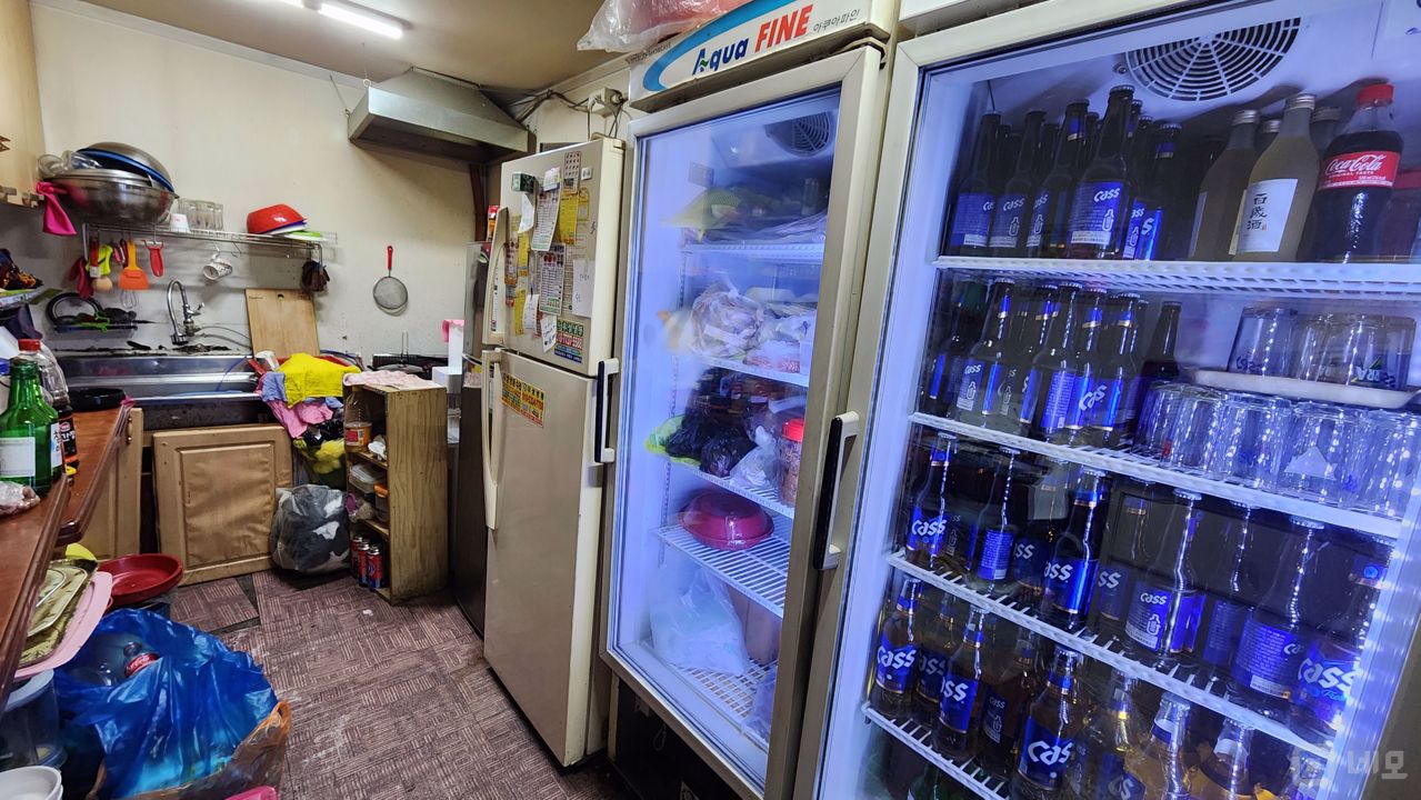 새절역 역세권, 단골고객 많은 노래주점 매물의 5번째 사진