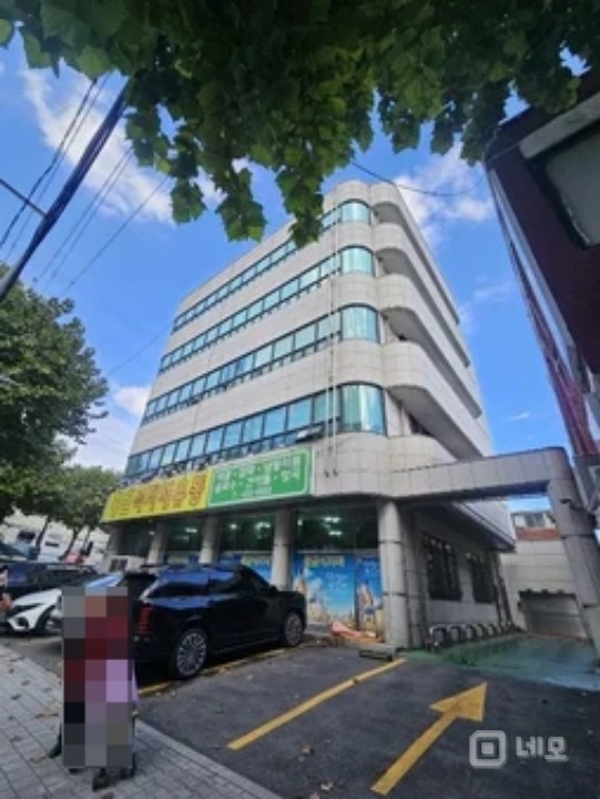 중랑구 코너 대형 상가 임대 매물의 1번째 사진