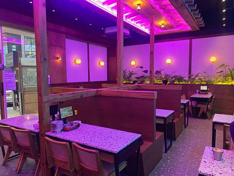 중계동 복합상권에 위치한 호프집 매물의 2번째 사진