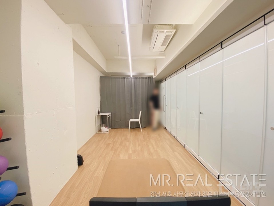 실사진 포스코사거리 통창 깔끔한매물 현재트레이닝센터 매물의 9번째 사진