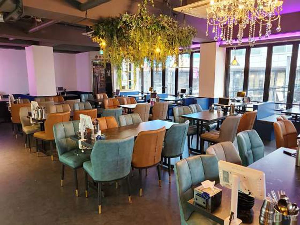 회기동 유동 인구 많은 대학가에 위치한 요리주점 매물의 1번째 사진