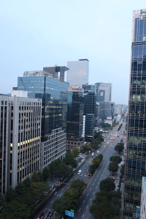 강남역 도보 6분거리, 접근성 S급 사무실 매물의 7번째 사진