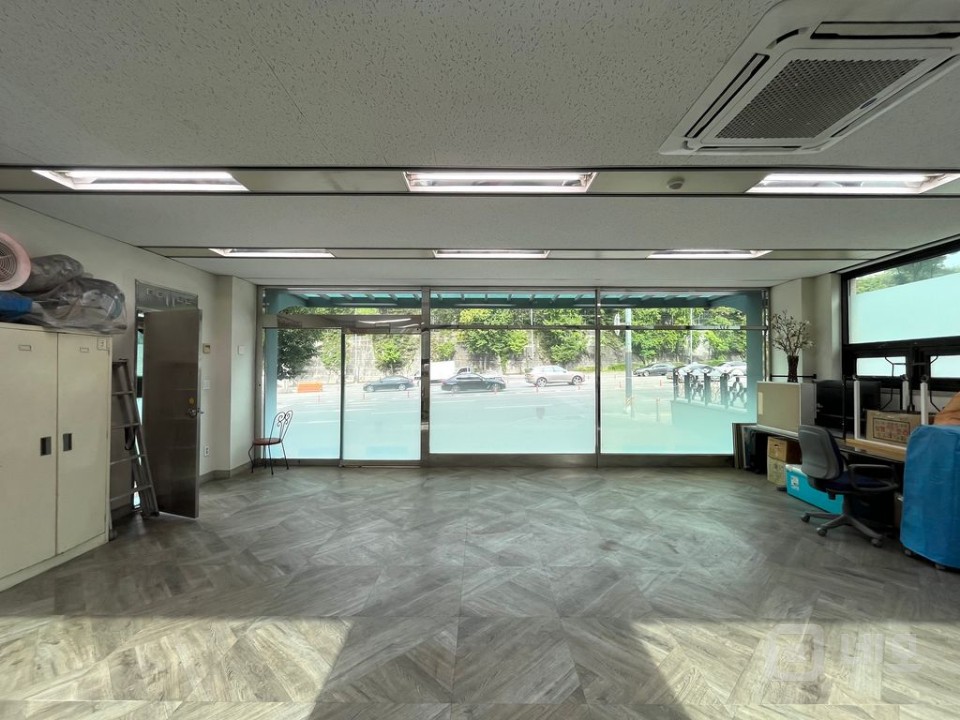 한남대교 바로앞 입지한 통임대, 사옥 및 쇼룸 추천, 주차 7대, 무권리 매물의 7번째 사진