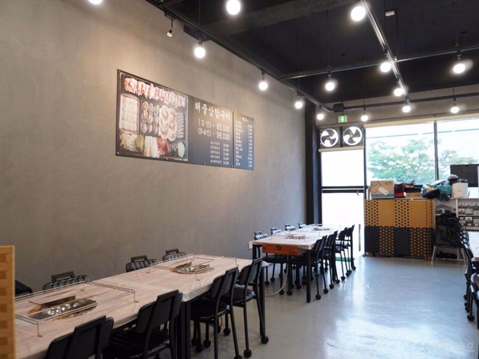 평택시 용이동, 깔끔한 인테리어 완비된 1층 음식점 매물의 5번째 사진