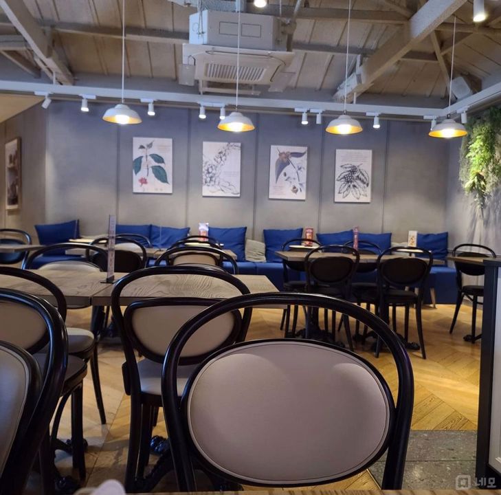 대학가상권, 유동인구 많은 명륜4가 통임대 매물의 3번째 사진