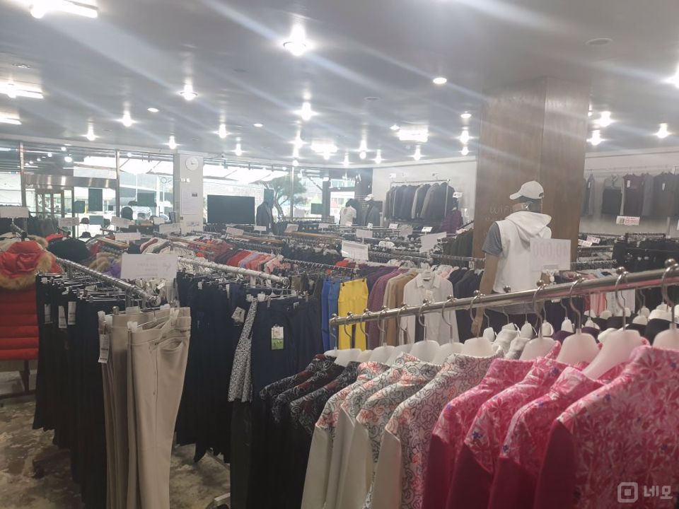 포천시 일동면 교외상권, 도로변에 인접한 접근성 좋은 1층 상가 매물의 2번째 사진