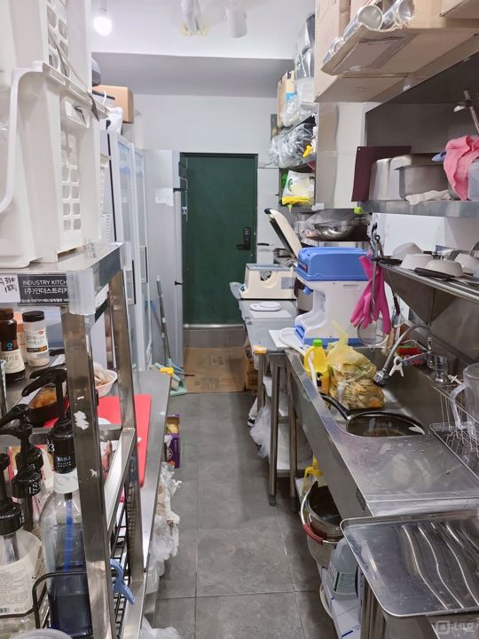 독산동 전수 양도 가능하고 전세도 가능한 카페 매물의 6번째 사진