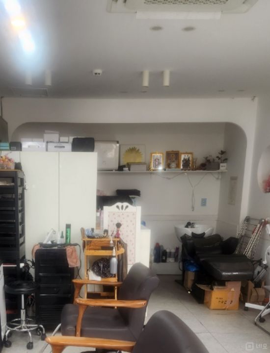 팔달구 매산로2가 성업중인 1층 헤어샾 임대  매물의 3번째 사진