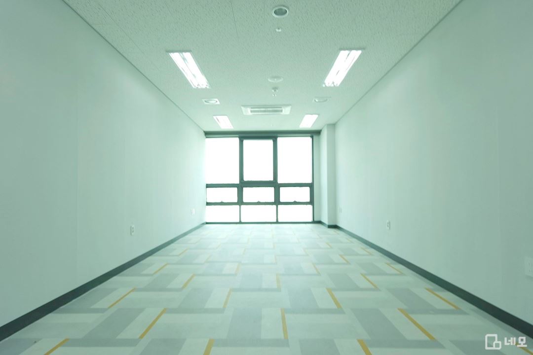 광교 최저가 임대료 효성오피스. 씽크대있음 매물의 1번째 사진