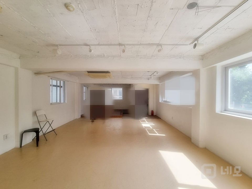 가좌역 도보가능 홍제천변 가성비.컨디션 끝내주는 스튜디오/사무실!! 매물의 10번째 사진