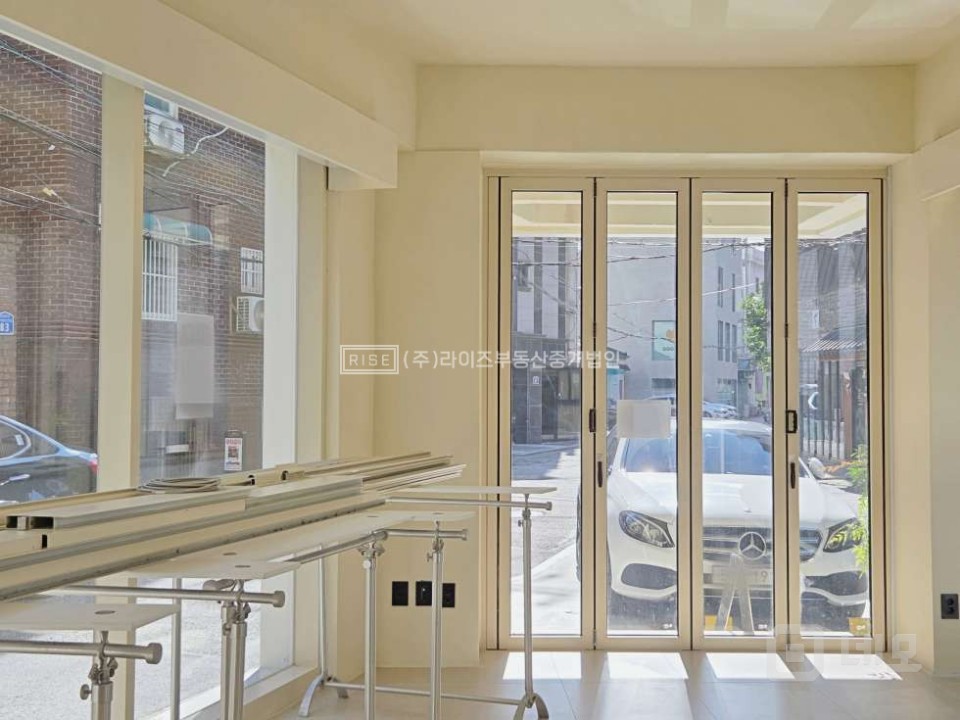 RISE 망원 1층 무권리 신축 매물의 5번째 사진