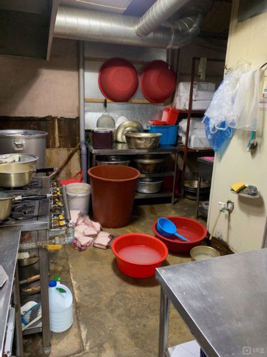 북구에 있는 아구찜 전문점 임대 매물입니다 매물의 4번째 사진