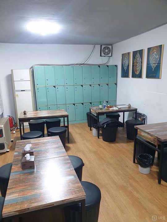 전농동 복합상권에 위치한 실내포차 매물의 5번째 사진