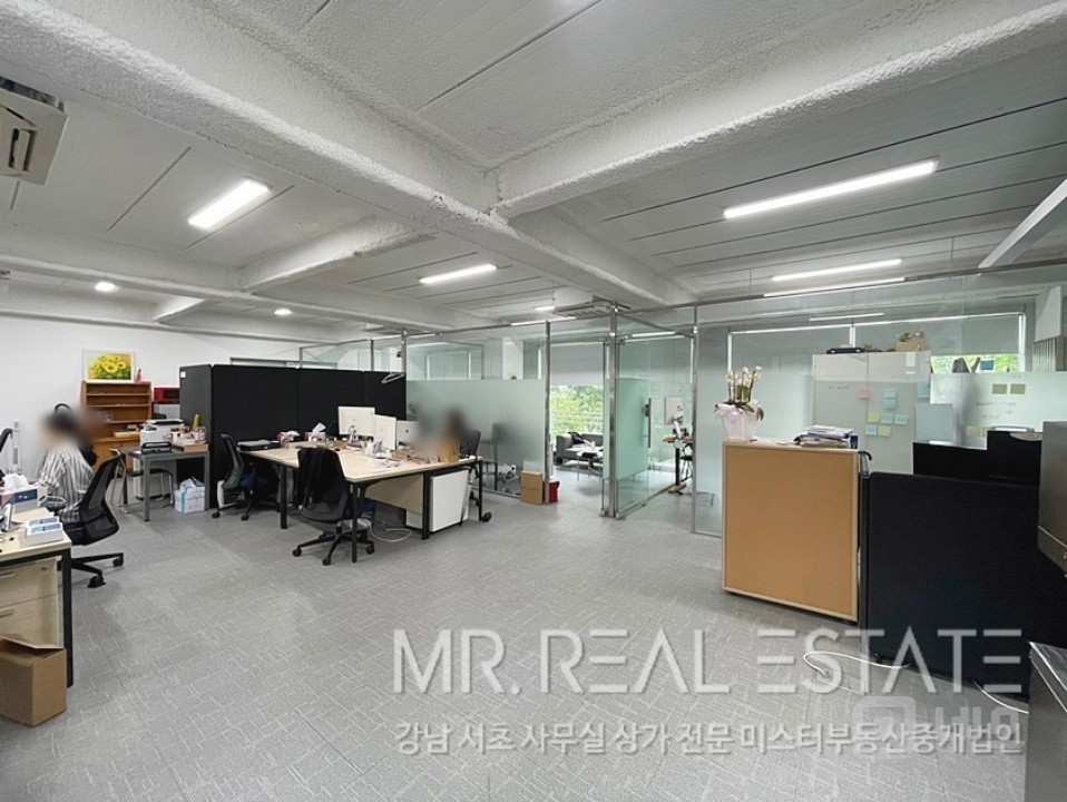 양재.말죽거리사거리,인테리어,냉난방기완비,주차2대 매물의 8번째 사진