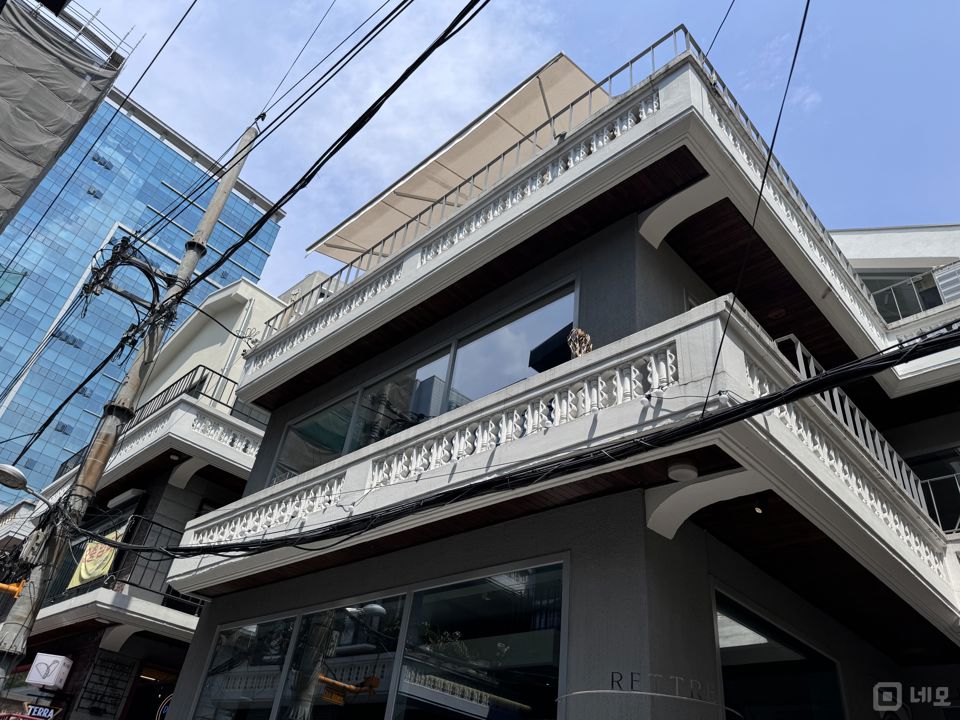 성수동 성수역 역세권, SNS 핫플레이스, 개방감 좋은 요리주점 매물의 7번째 사진