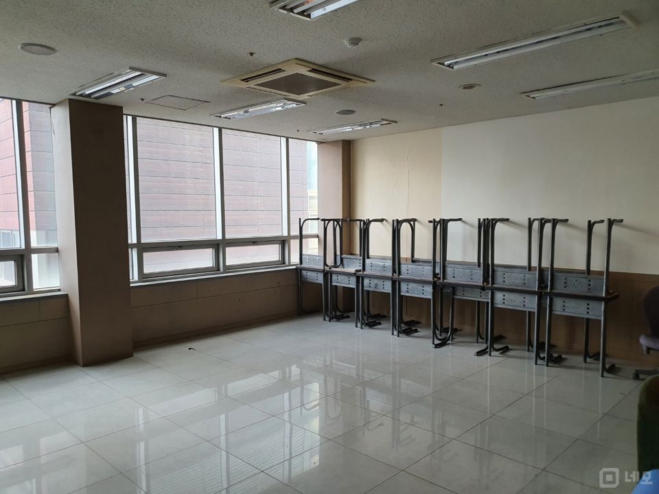 경찰서대로변 학원빌딩 교실6 학원시설 독서실 병의원 추천 주차 전망좋음  매물의 9번째 사진