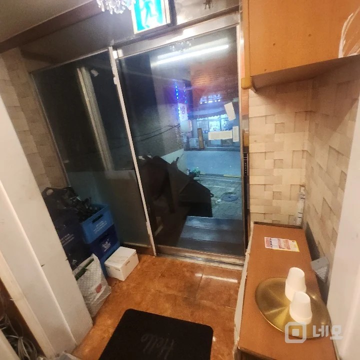 단독주택을 2,3층으로 개량한 고기및 일반식당 매물의 29번째 사진