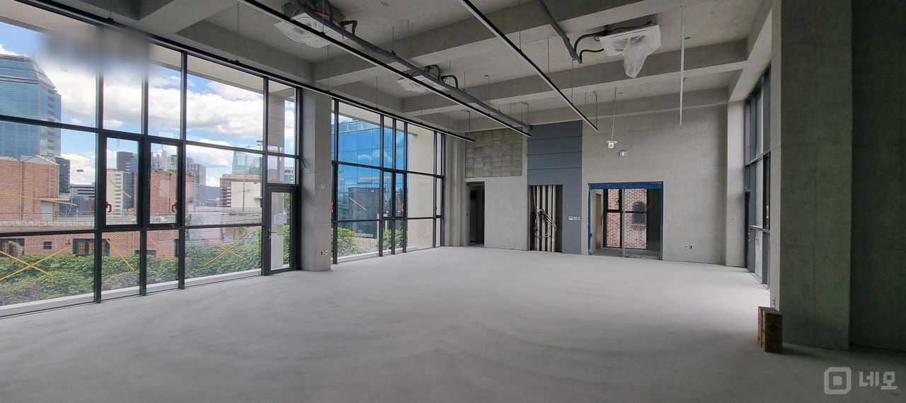 역삼동, 접근성 좋은 4개층 257평 신축 건물 통임대 매물의 1번째 사진